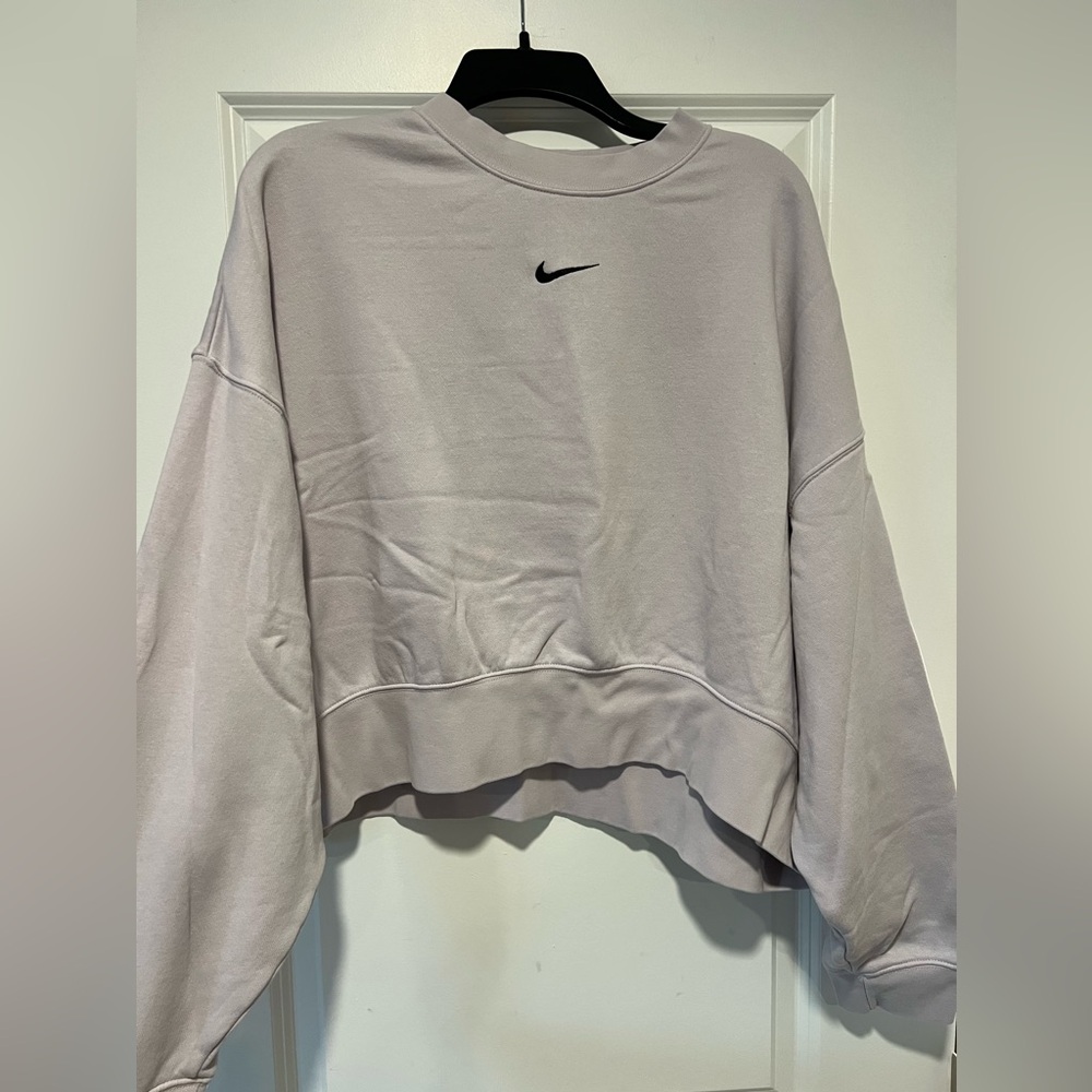 Women’s Nike Crew